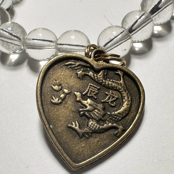 Chinese Horoscope Dragon Heart Charm Stretch Bracelet Mala Clear Round Beads - Picture 2 of 4